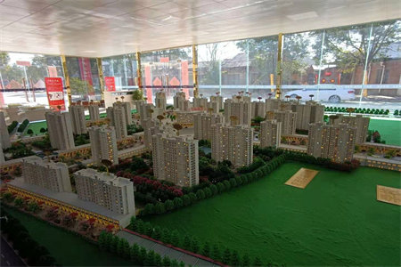 泰安新城悦山湖3室2厅2卫138.4m2毛坯房